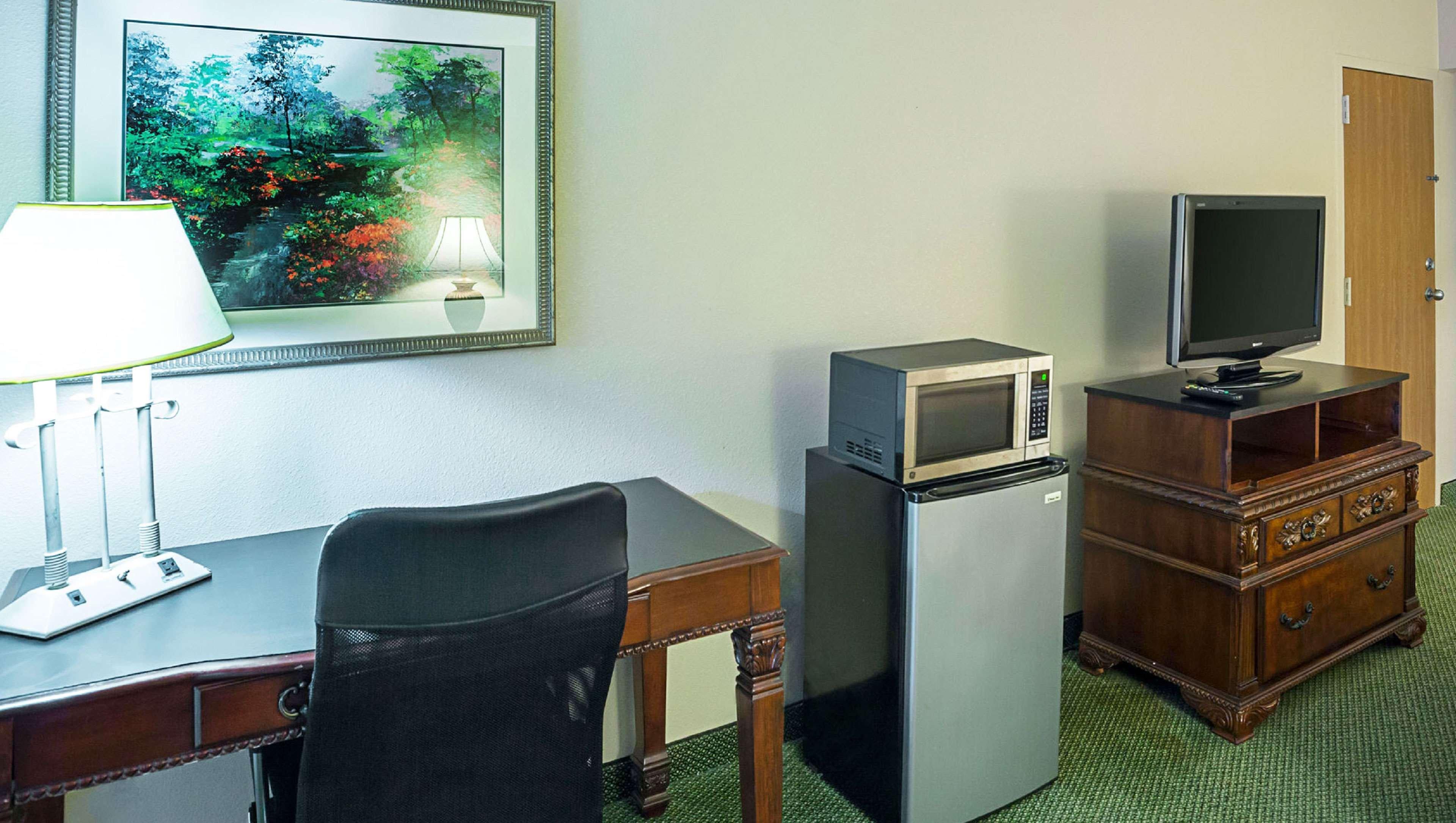 Magnuson Grand Desoto Otel Dış mekan fotoğraf