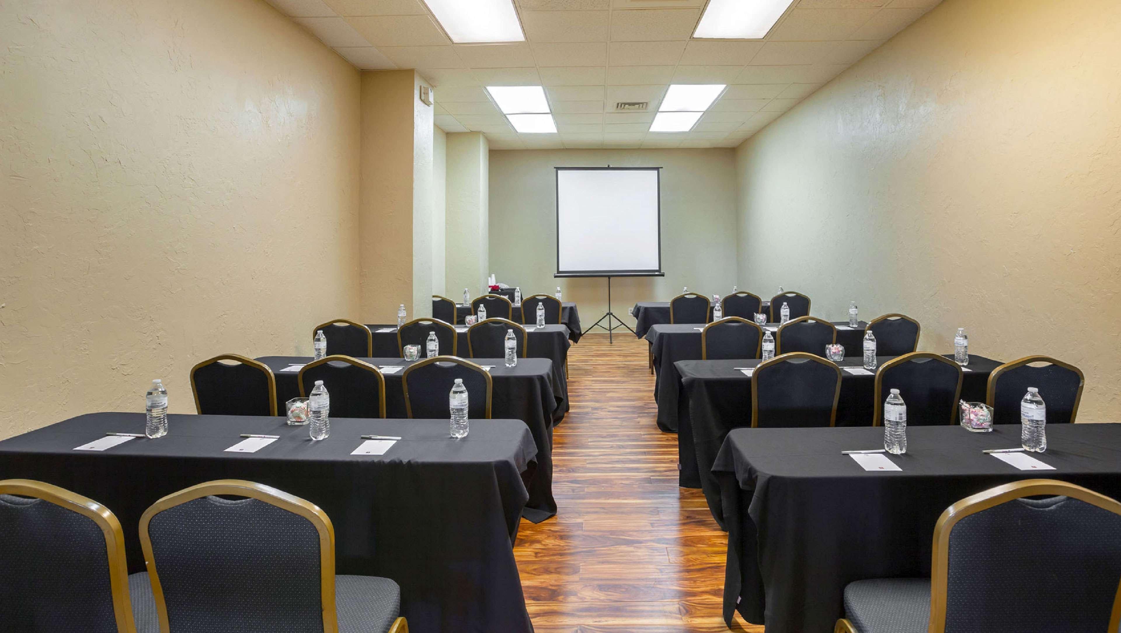 Magnuson Grand Desoto Otel Dış mekan fotoğraf