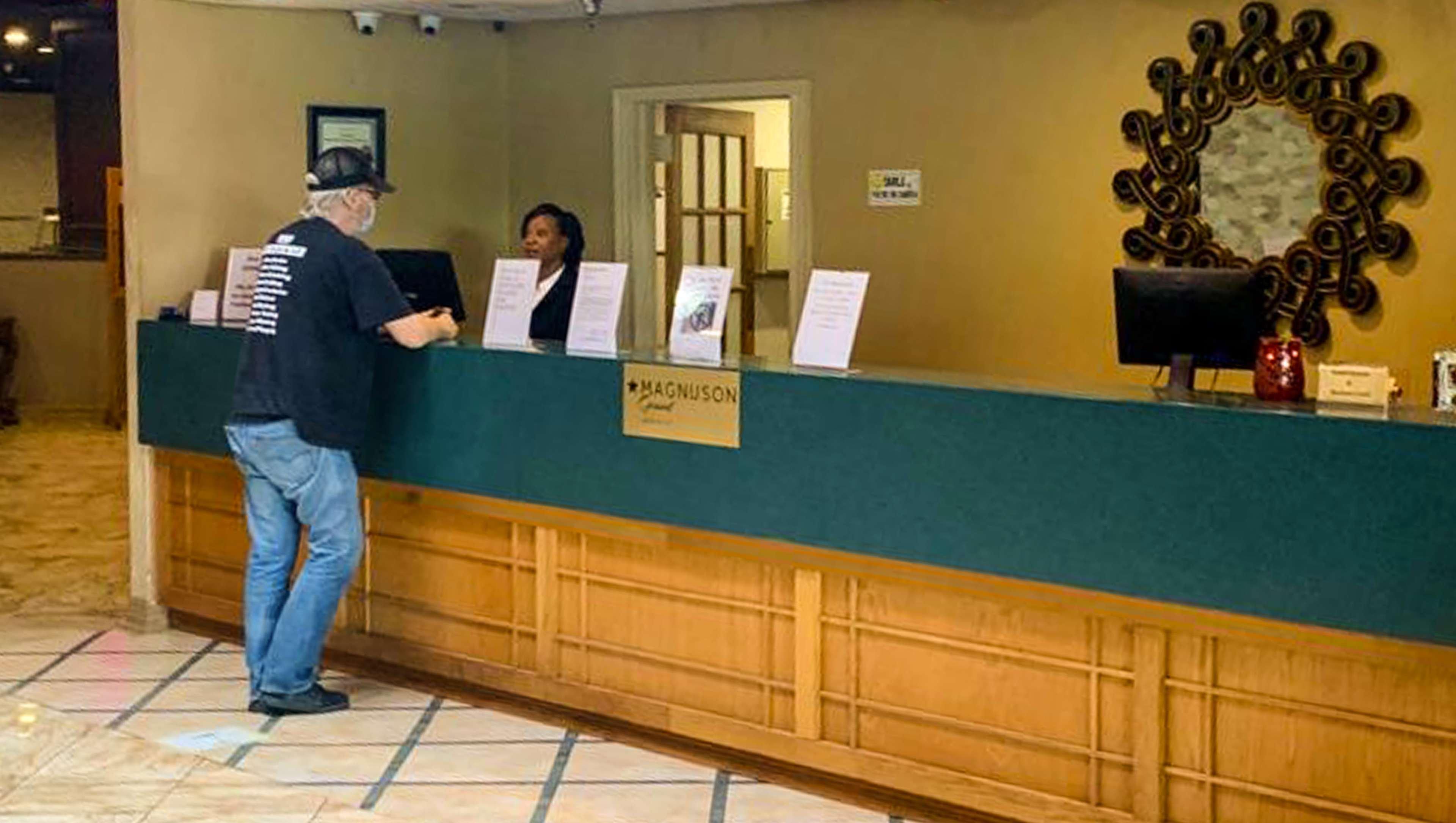 Magnuson Grand Desoto Otel Dış mekan fotoğraf